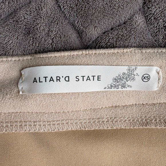 NWT ALTAR'D STATE MINI SKIRT - SIZE XS. - Picture 7 of 12